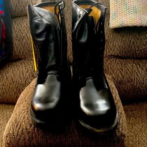 Chippewa leather boots size 10.5 mens